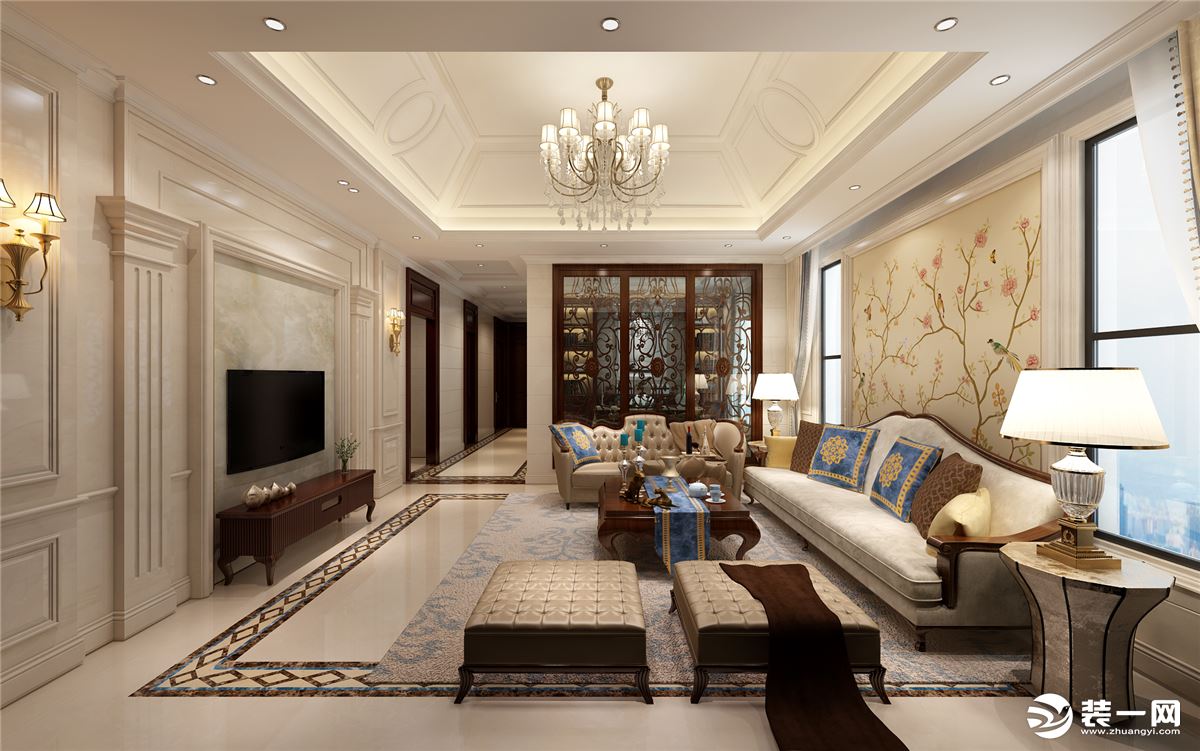 三楼家庭厅 精雕细琢的天花墙面，将空间典雅的气氛完全烘托。