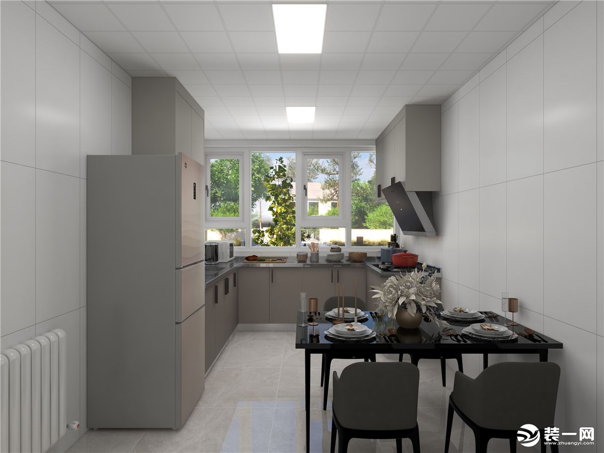 厨房柔光白色瓷砖搭配暖色大地砖使整个空间体现出高度，深色下柜搭配浅色吊柜体和黑色餐桌体现出个性。