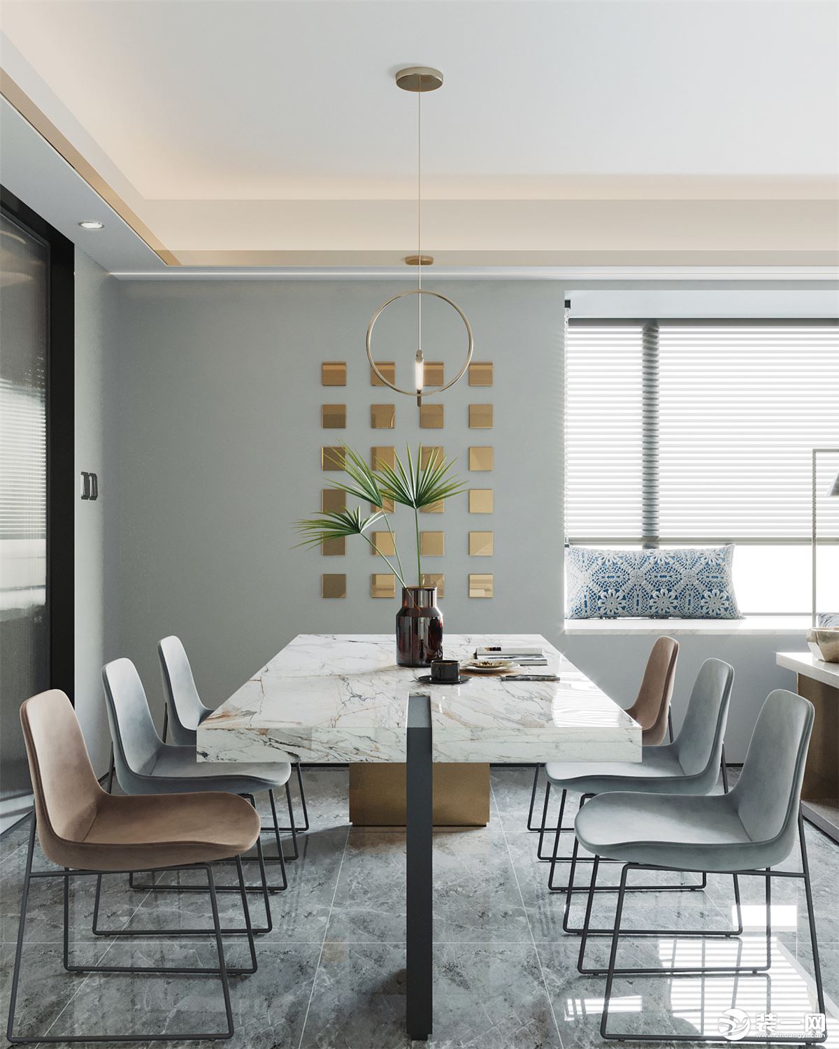 大理石桌面的餐桌，提升空间的档次与华丽感，也可以让用餐氛围显得更加端庄雅致。
