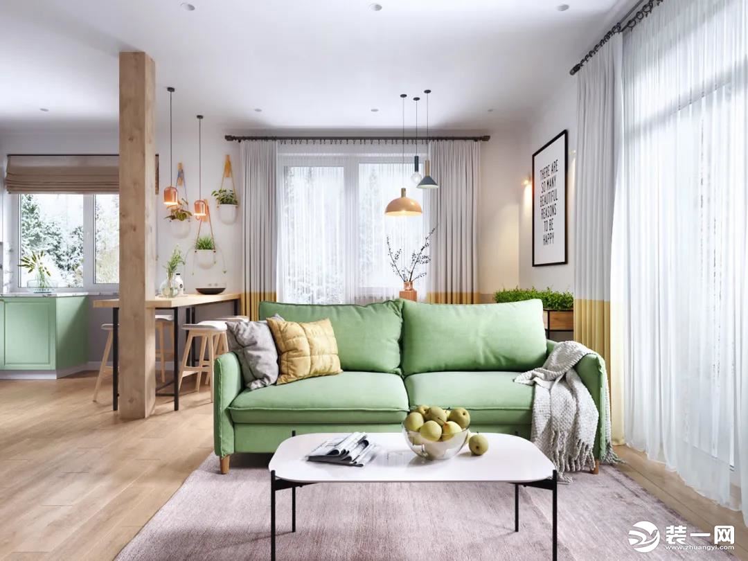 现代简约的客厅，在木地板的基础，沙发区域垫上一席灰粉色的地毯，摆上一套草绿色的布艺沙发，大理石材质的