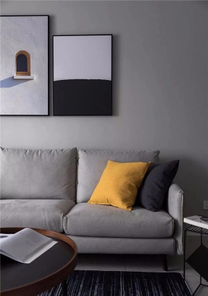 沙发一角，家具的细节也是构成舒适空间的重要元素。