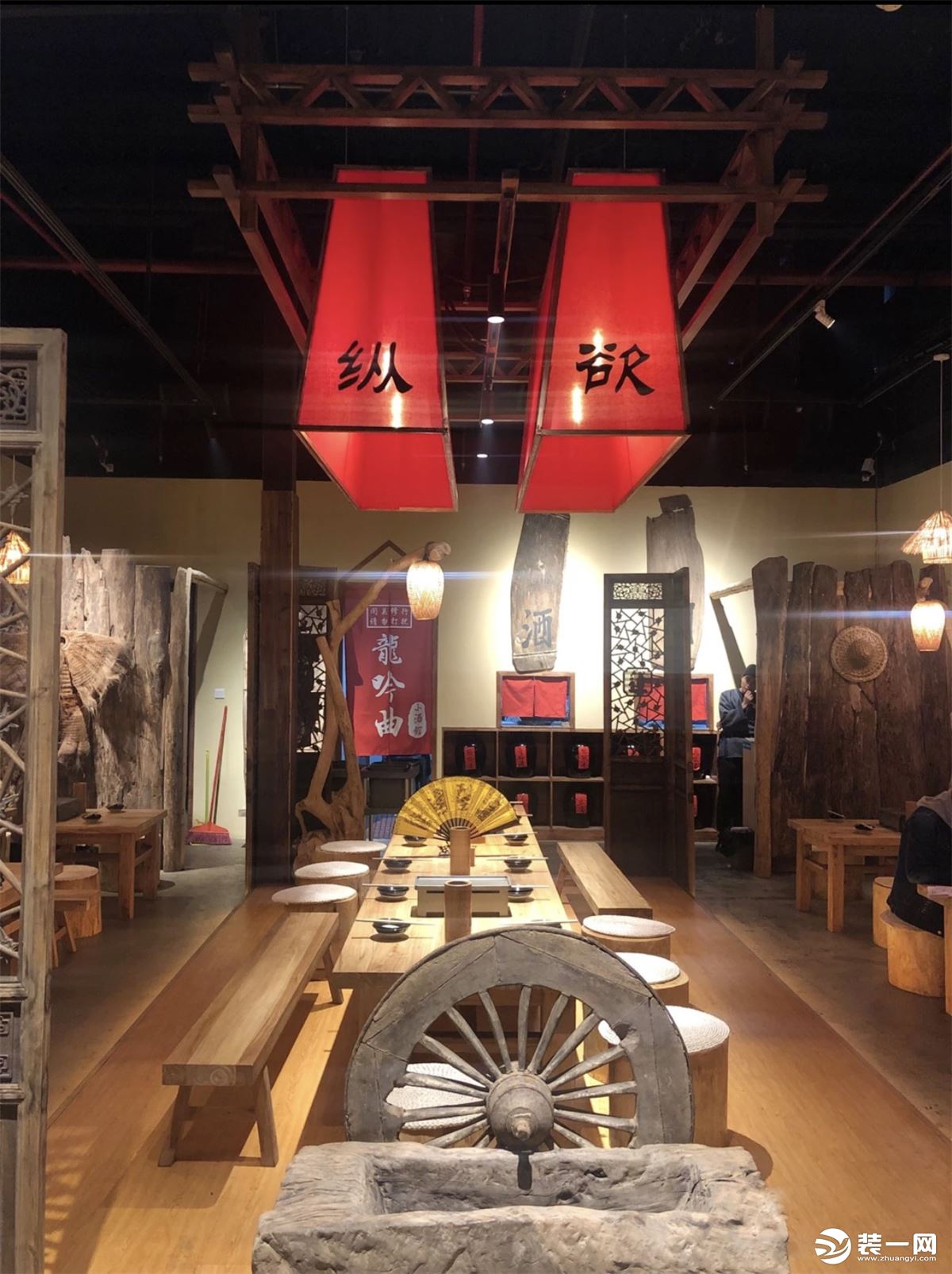 富杰裝飾 150平新中式酒館 預約： 13692381522