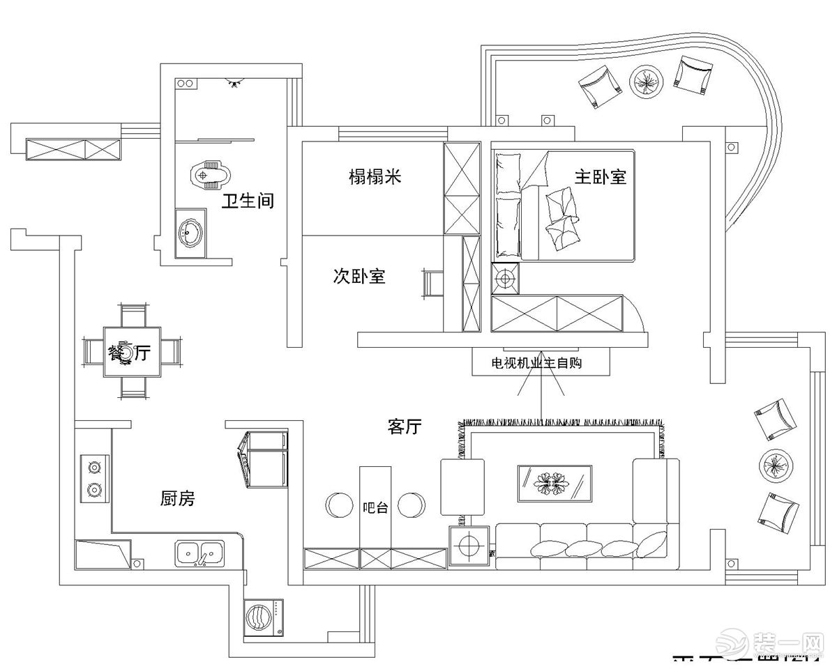 客厅整个墙面以浅灰色为主色调，背景墙采用浅灰色硬包及灰黑色硬包材质，金属不锈钢条、女主人艺术照及沙发