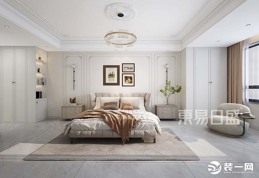 主卧室空间用雕花灯盘延续法式风的浪漫优雅，床头背景以法式线条装饰使其更加精致。