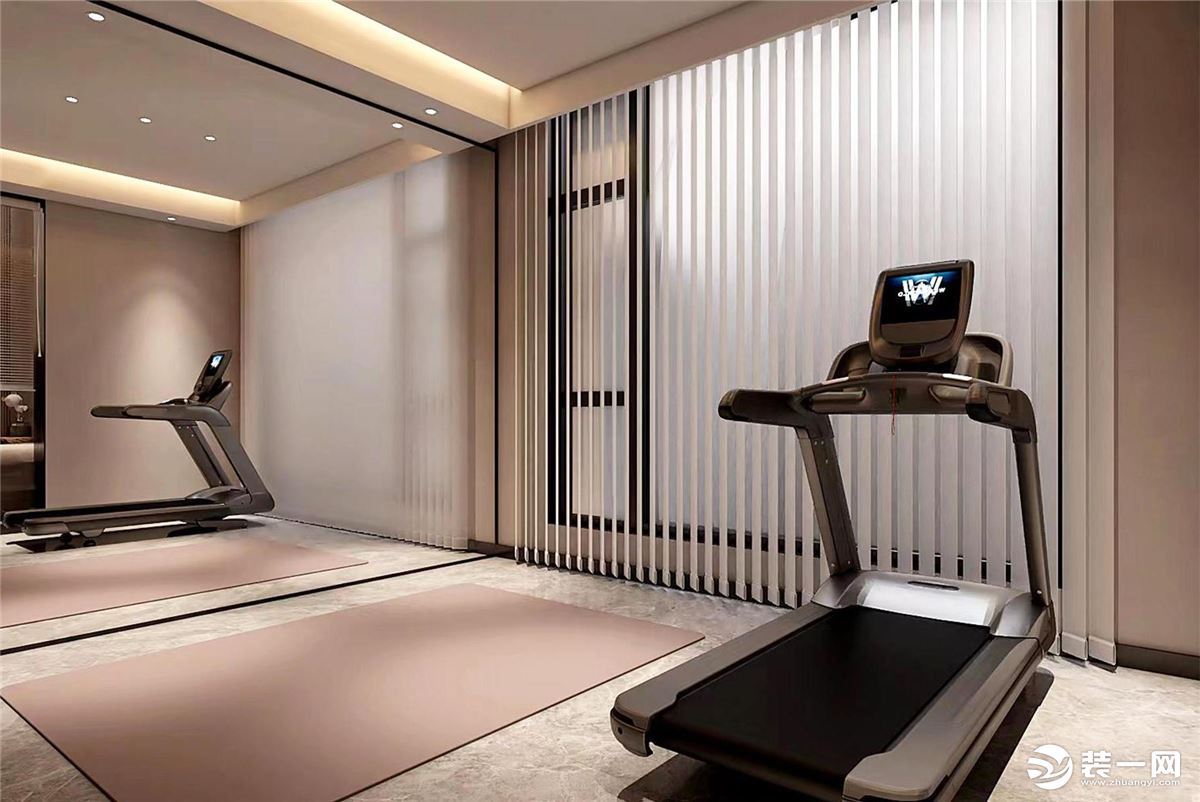 健身房的墙面做成镜子，瞬间“扩大”了整个房间，无论是练瑜伽还是跑步健身都很方便