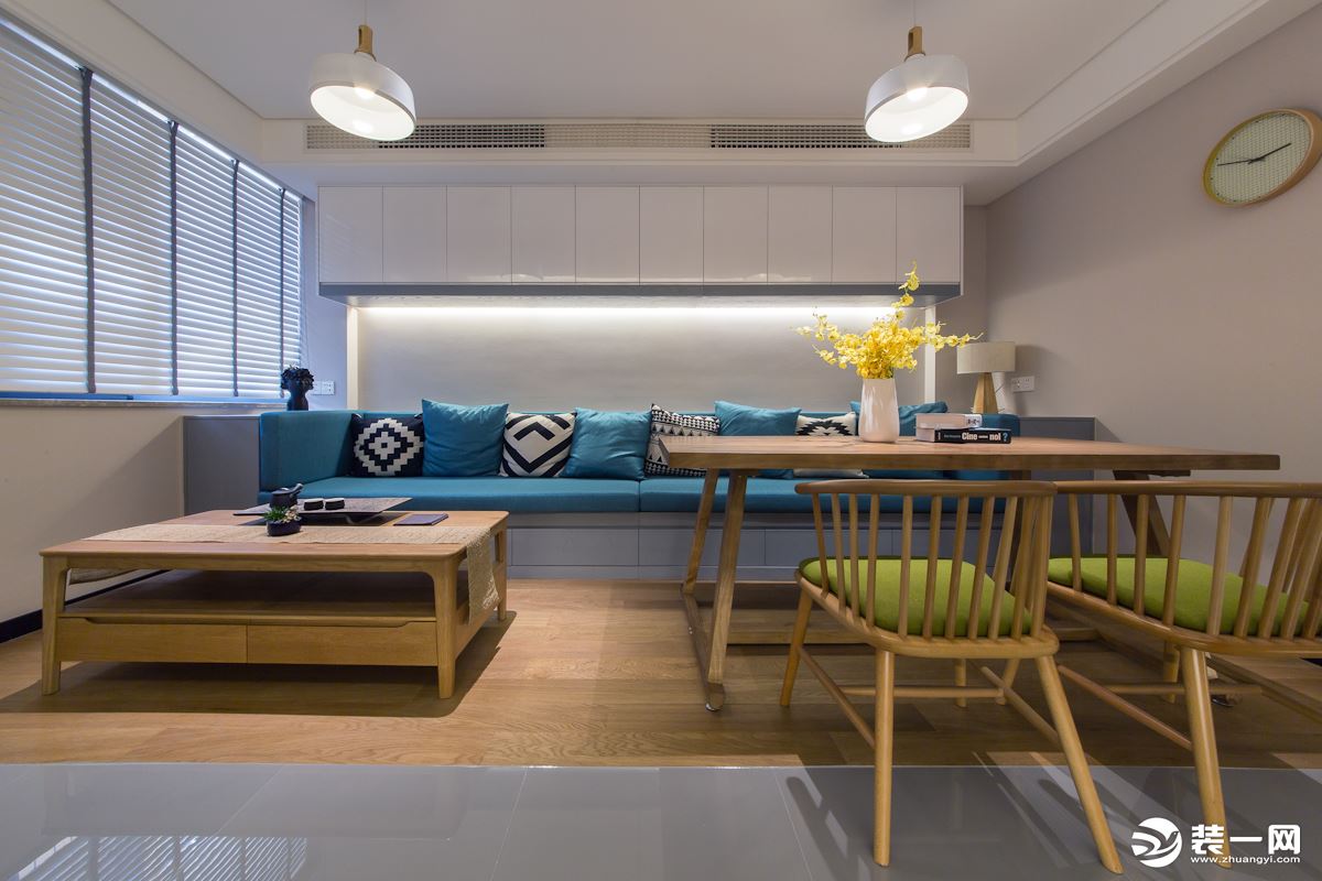 当代未来城135平方三居室现代简约客餐厅装修案例