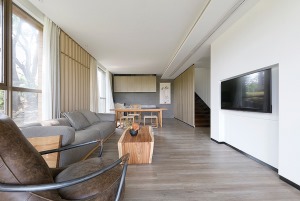 阿奎利亚风格城市105平方简约风格三居室客厅装修效果图