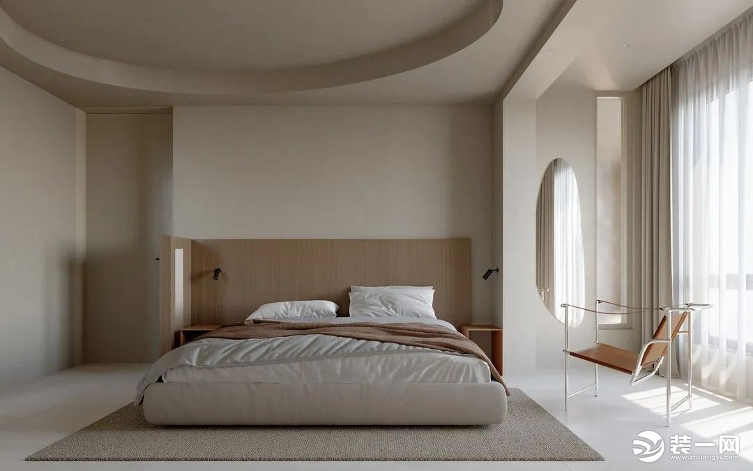 宁静的卧室带来原始的感官体验，木作的床头柜和墙面的饰面板相互协调，融为一体，天然纯棉麻质地的床品和肌