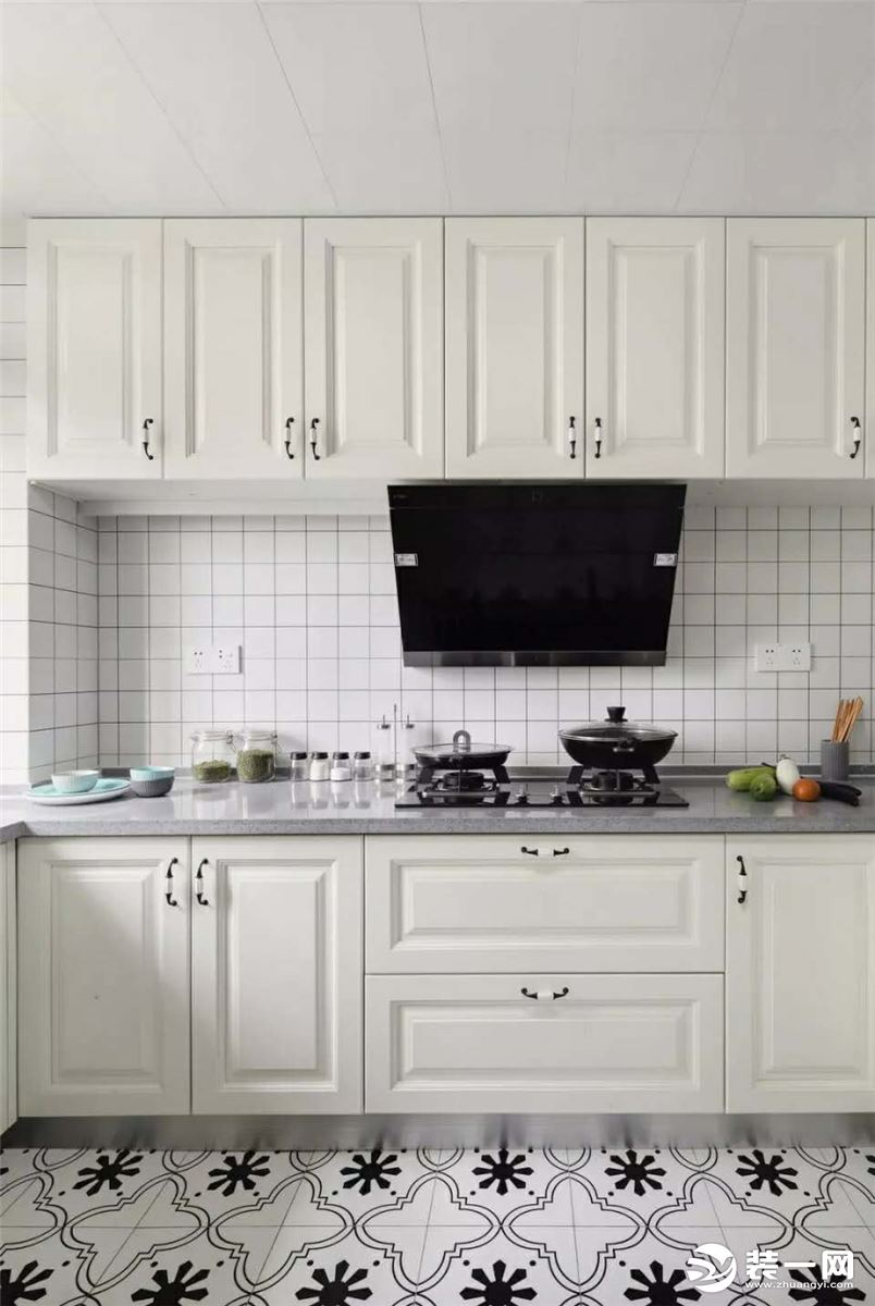恒大优活城  129平方三居室 美式风格  厨房 装修效果图