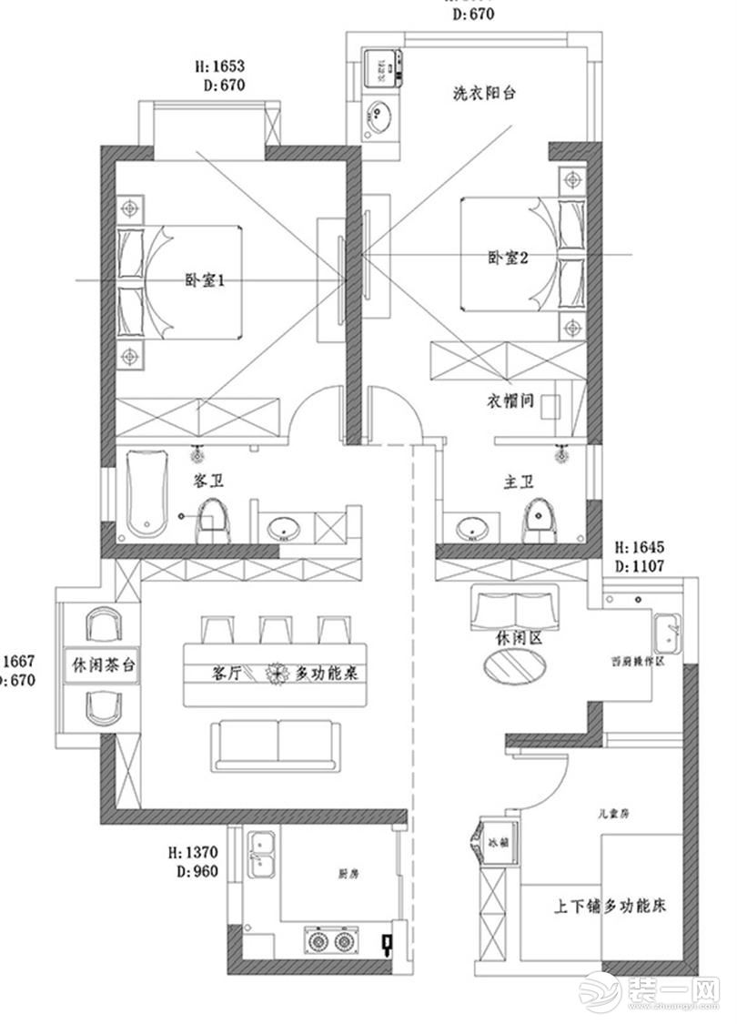 廟李家園135平三室兩廳戶型裝修，在低調(diào)的外表下也體現(xiàn)出了高級的感覺——平面布局