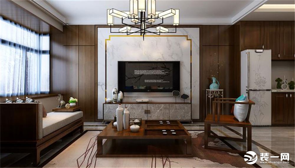 客厅中规中矩的实木家具，极具中式特色的灯，打造了一个完美的中式风格的待客区域。