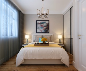 卧室是木地板，搭配白色柔软的床品和柔和的灯光，营造了一个温馨舒适的休息空间。