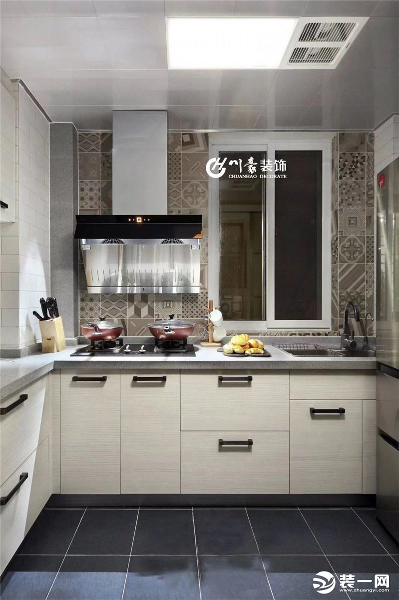 国祯广场115平现代风格装修案例      厨房效果图