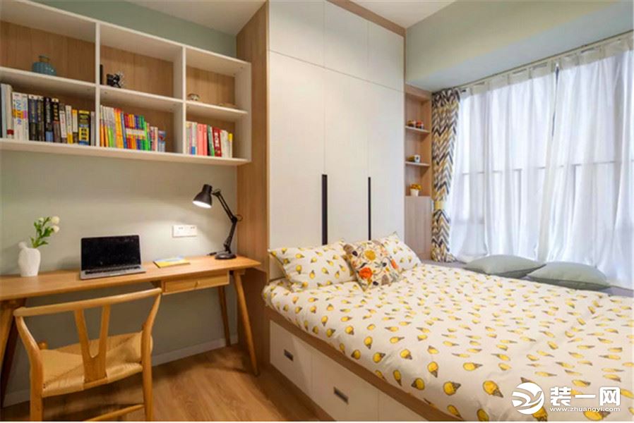 珠江城160平方四居原木北欧风格卧室装修效果图