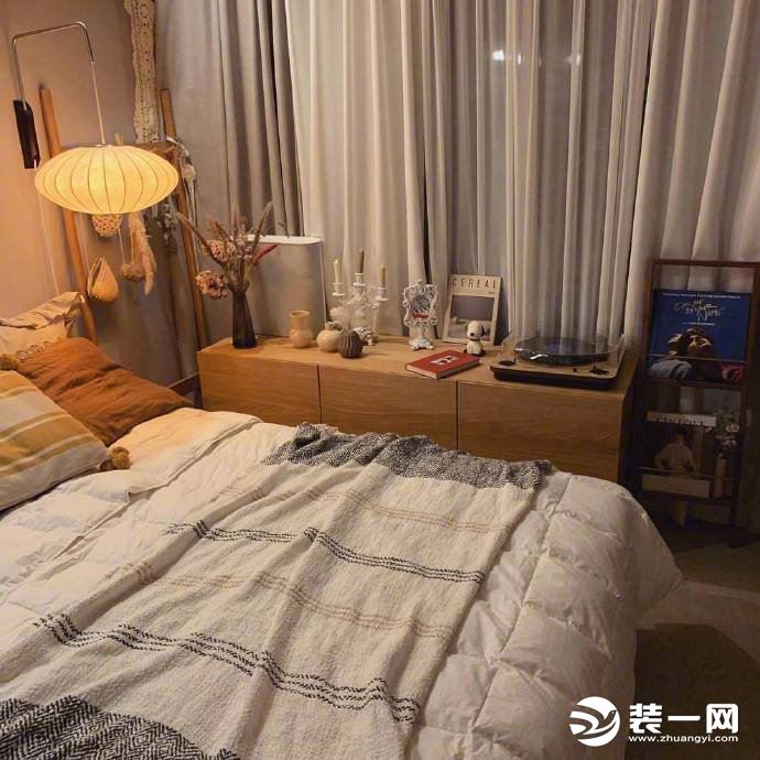 重庆远景装饰  凤凰湾80平米复古风格卧室装修效果图