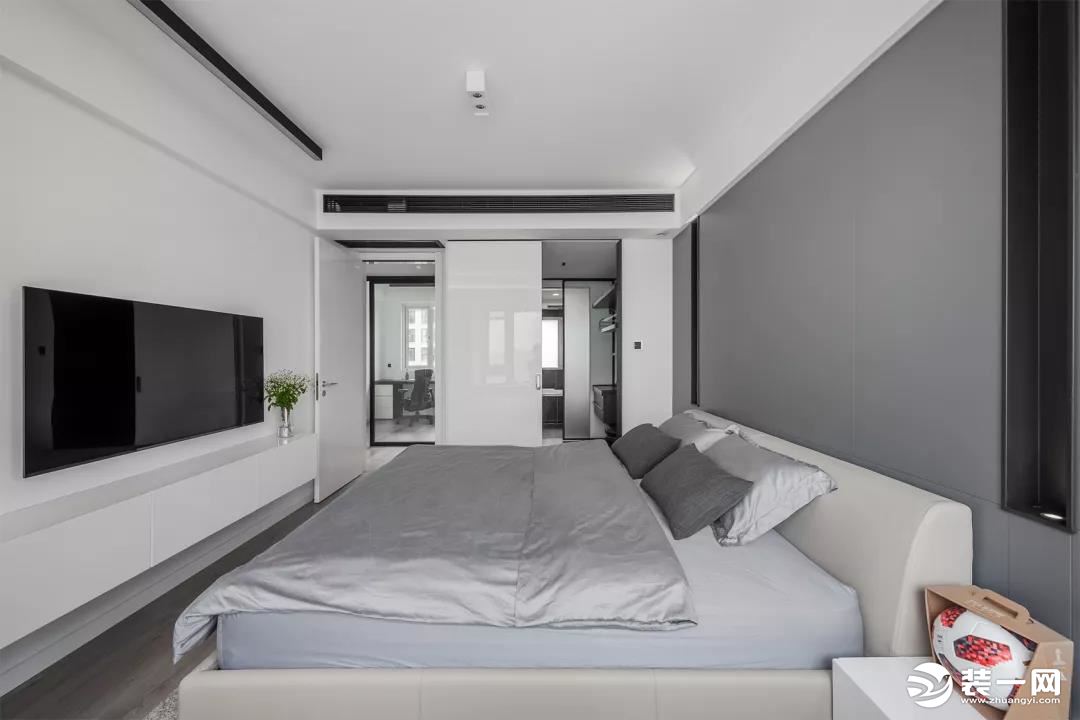 重庆远景装饰  万科17英尺170平方三居现代北欧风格卧室装修效果图