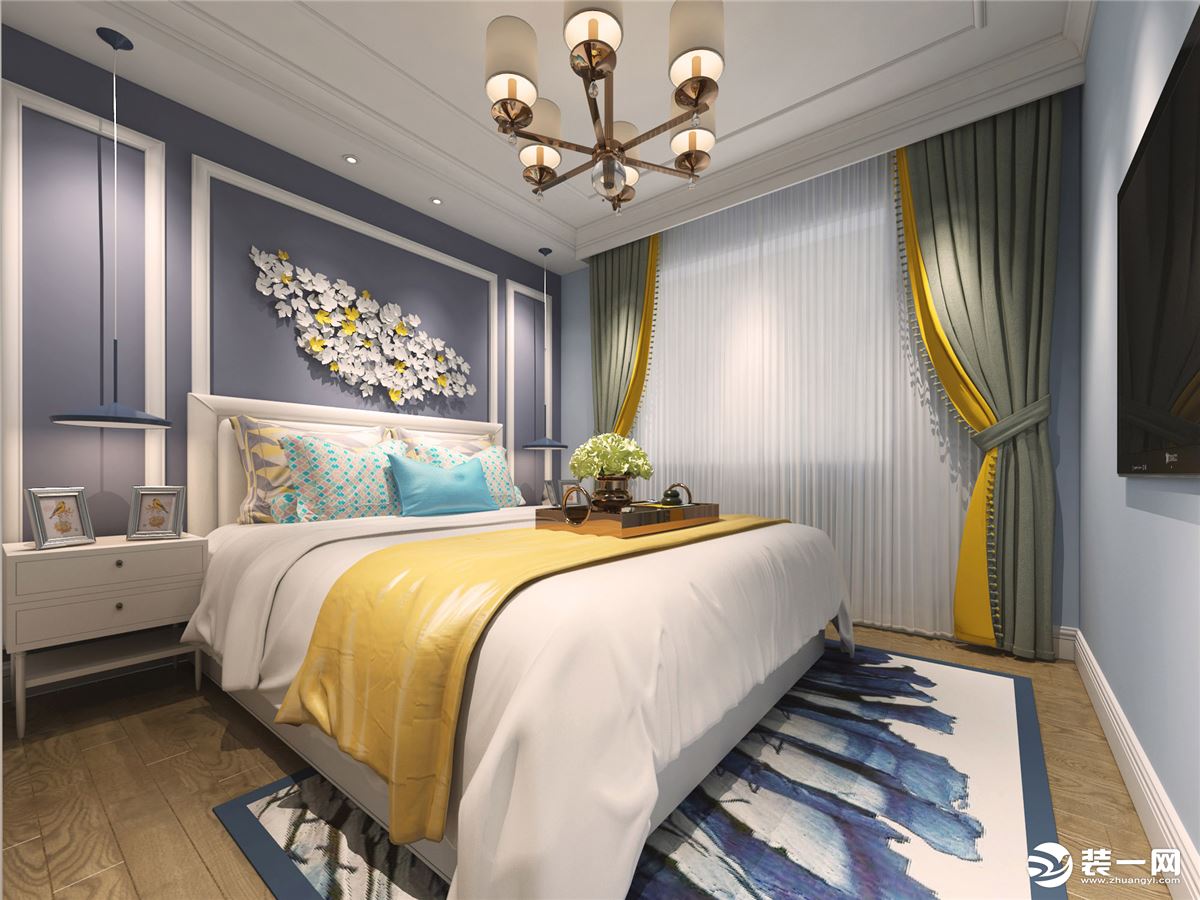 客卧的装修较为简洁，蓝灰色和暖黄色的搭配高级且明亮，整体呈现高级灰的色调，浅木色地板， 让整个空间变