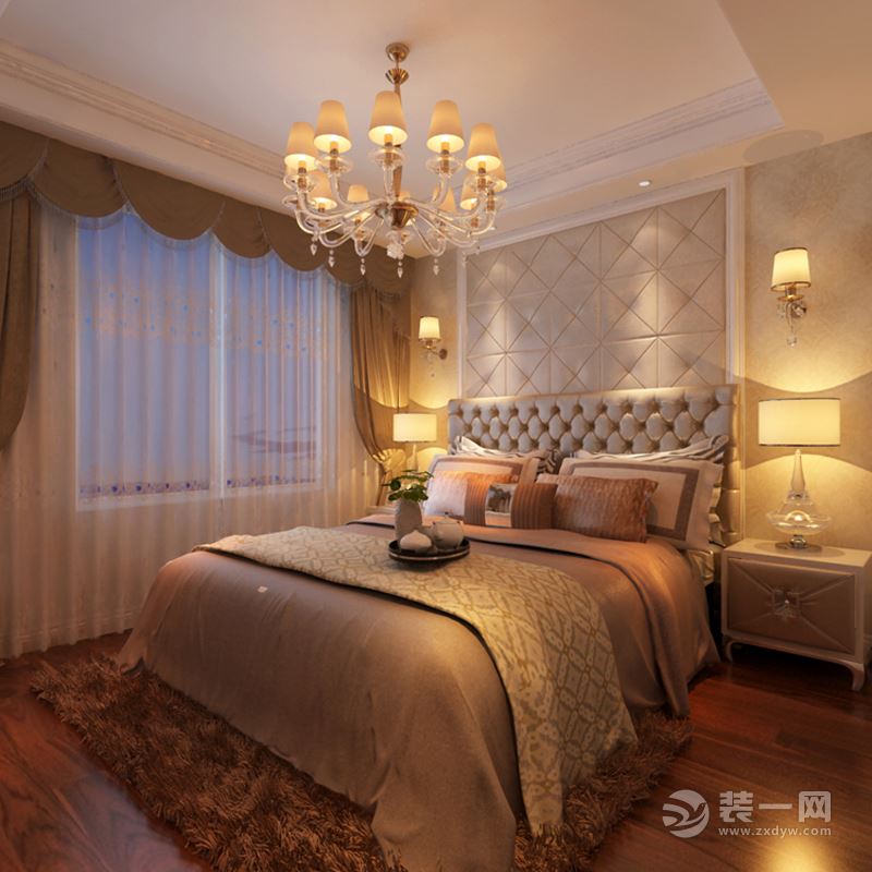 主卧：主卧是休息空间，采用暖色系的装饰能让空间更舒适一些，配合床头的软包在增加装饰的同时更具有空间的