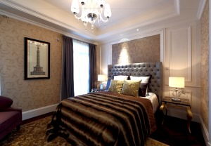 卧室效果说明：卧室整体运用欧式元素，对称的护墙板、壁纸、地毯、灯具等等，营造一种和谐的气氛。整体的家