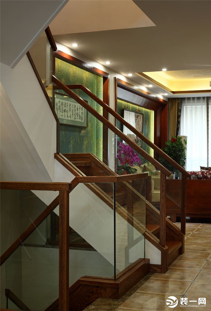 【西西安小镇】别墅混搭风格装修方案，楼梯