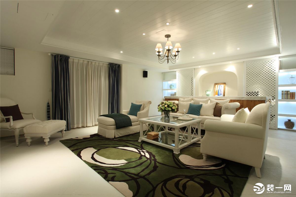 西安绿地与湖别墅地中海风格设计方案，客厅沙发背景墙
