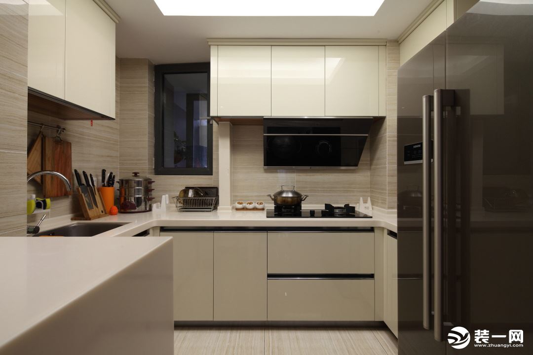 西安今朝装饰 丹轩梓园168平米四居室房子现代简约风格装修样板间 厨房