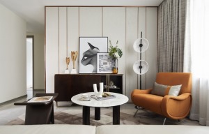 客厅是家庭住宅的核心区域，它的风格基调往往是家居格调的主脉，客厅的装修往往是主人的审美品位和生活情趣