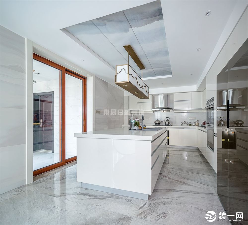 厨房装修效果图华侨城350平米新东方风格装修效果图