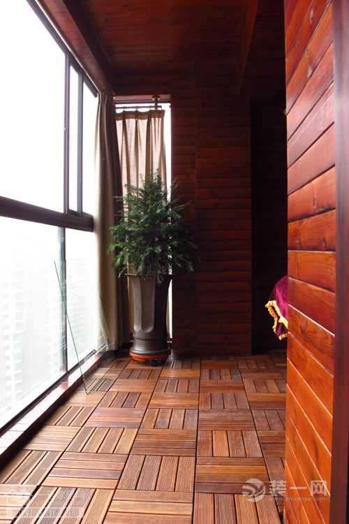 武汉盛世家园180平四居室东南亚风实景案例阳台