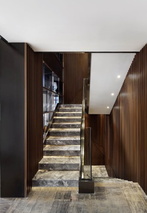 首开琅樾别墅新中式风格装修效果图楼梯