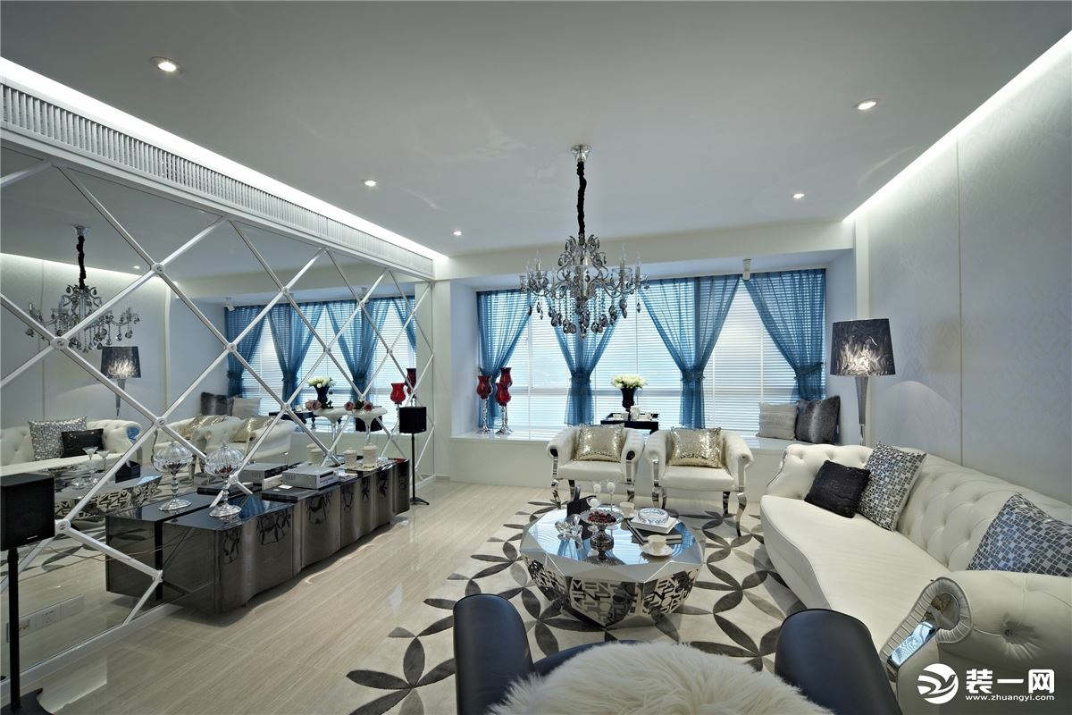 ◤紫缘公寓◢113㎡二居室欧式风格客厅装修效果图