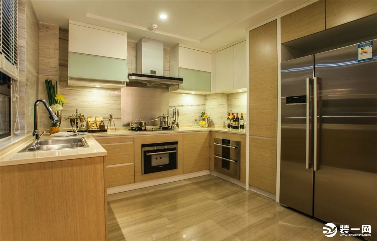 ◤天安尚城◢140㎡三居室现代简约风格厨房装修效果图