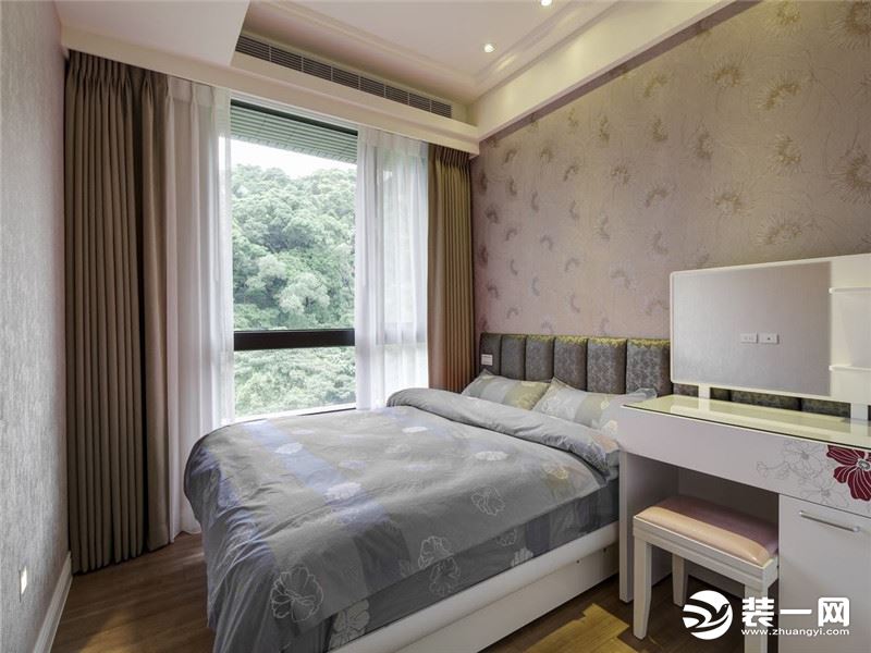 保利观澜  98m²三居室   现代欧式风格 卧室装修效果图