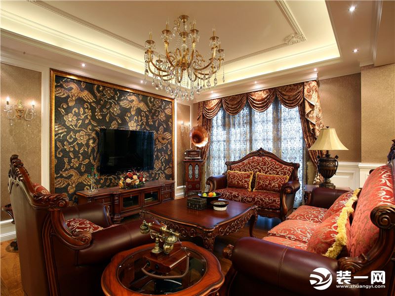 融创凡尔赛  150m²  四居室  美式风格  客厅装修效果图