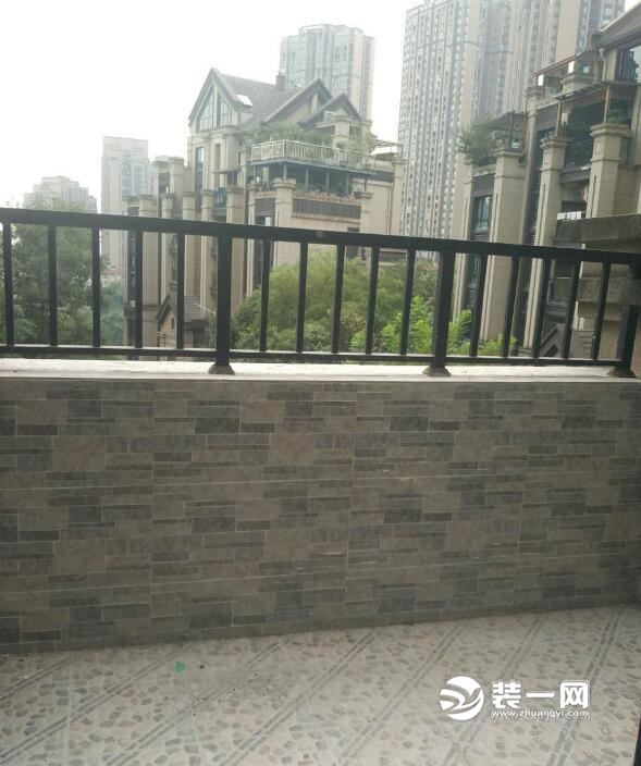 重庆江山名门140平简美风格油漆阶段装修实拍
