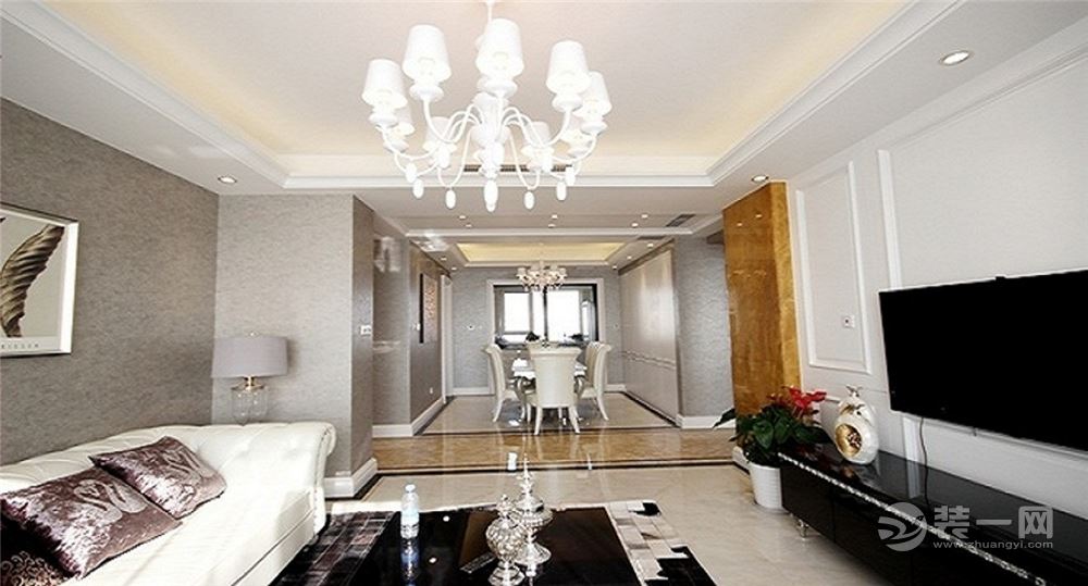 广泰锦苑108平-三居室 造价11万 简欧风格的客厅效果图
