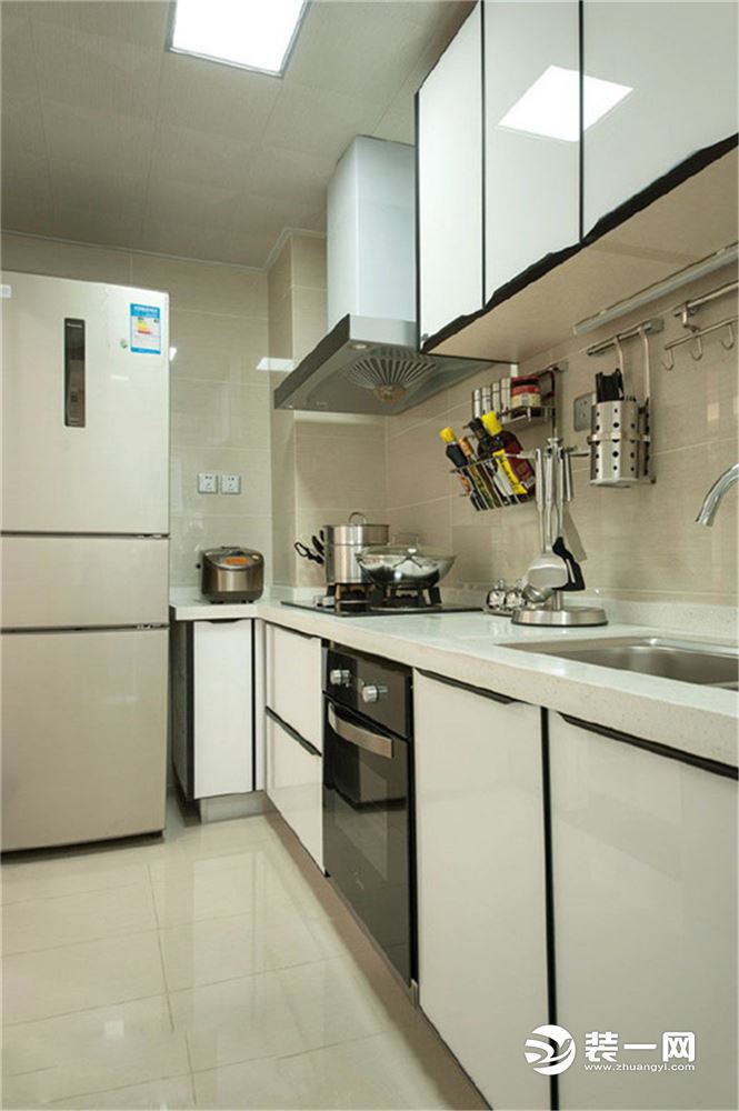107平二居室简约风格装修效果图厨房