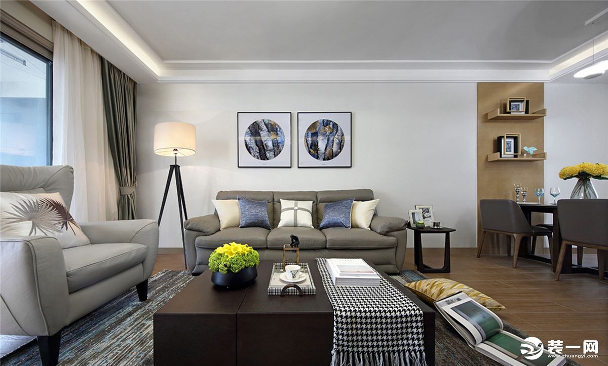 客厅运用时下最流行的灰色调现代风，结合墙面油漆的暖和中和，简单的天花造型，营造休息的舒适氛围。