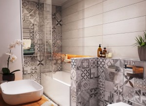 隐形地漏代替传统地漏，让淋浴房的颜值瞬间爆表，配合超大浴缸和特色洗手盆，整个卫生间充满特色