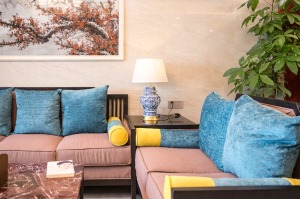 惠州浩天装饰完工实景138平清朝复古中式风格客厅沙发效果
