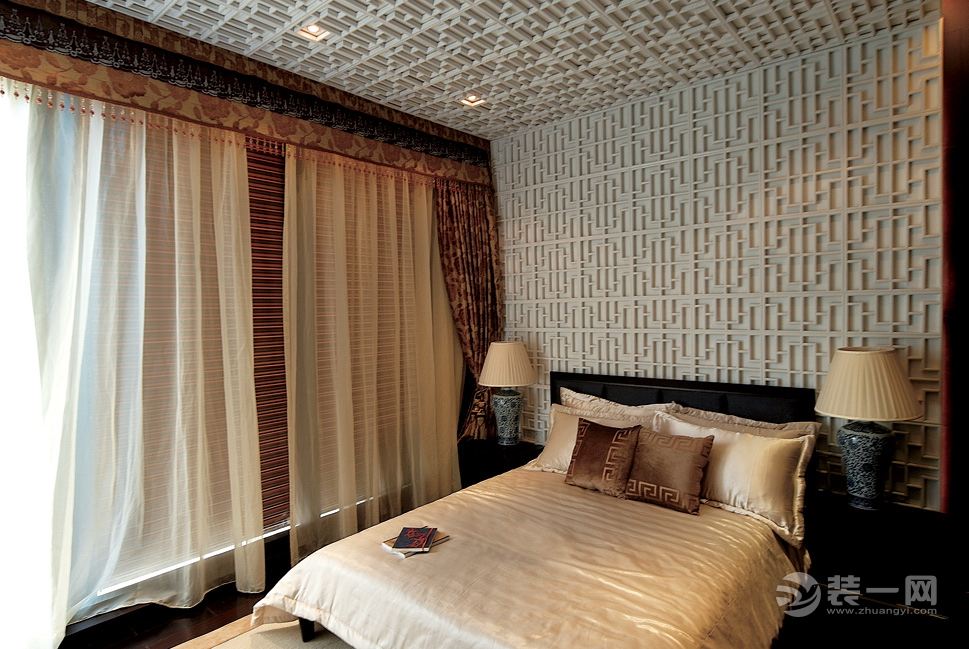 美的家鸿馆 龙湖紫都城 200平 复式 造价34万 中式 卧室