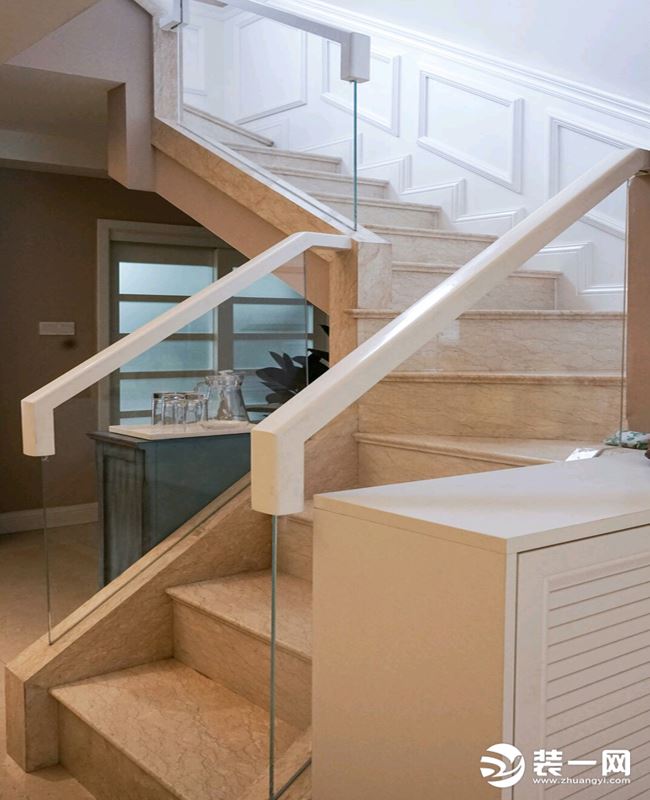 【丰立装饰】165平现代美式完工案例赏析--楼梯