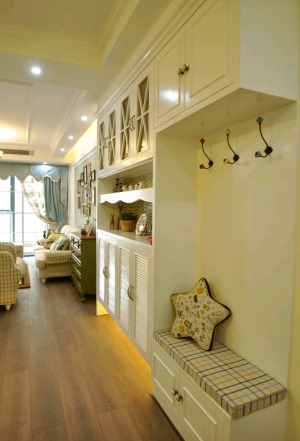 丰立装饰鲁能城98平三居室美式风格实景案例--鞋柜
