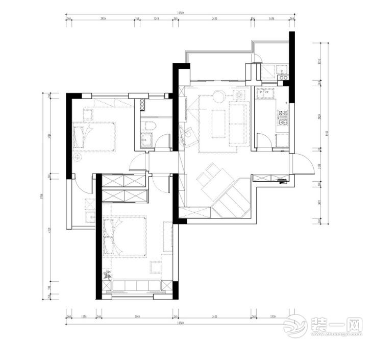该原始户型为三室二厅一厨二卫的平层，房子的结构很好，但是客户对客厅要求比较高，需要摆放的东西