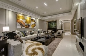 整体以米白色为家里的基础色调。在搭配上大气的简约沙发家具以及软装。让整个客厅除了有一种高贵奢华的感觉