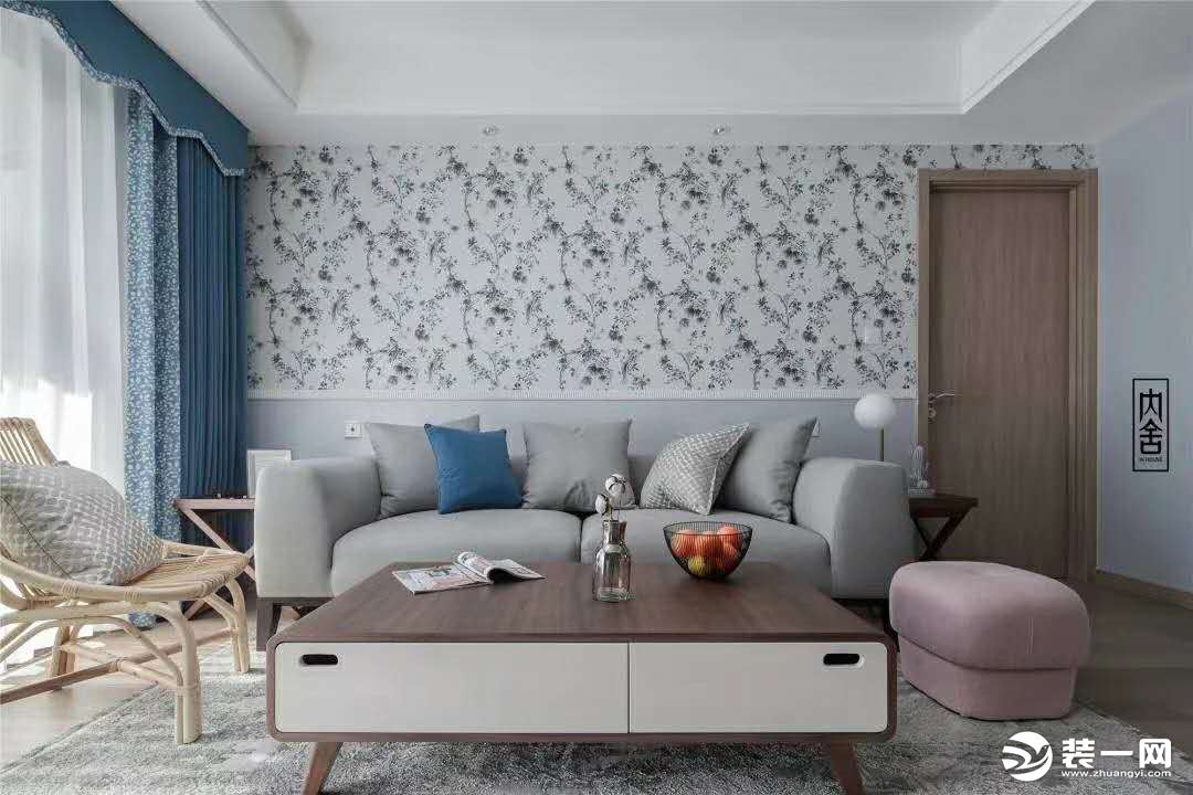 110平米现代简欧风格~沙发背景墙效果图