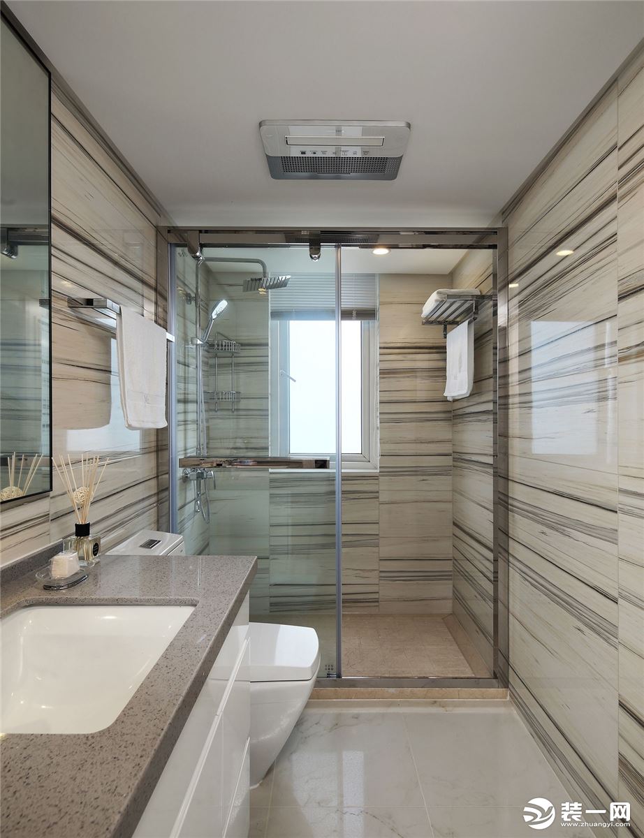 上美小区三居室现代风格装修效果图浴室