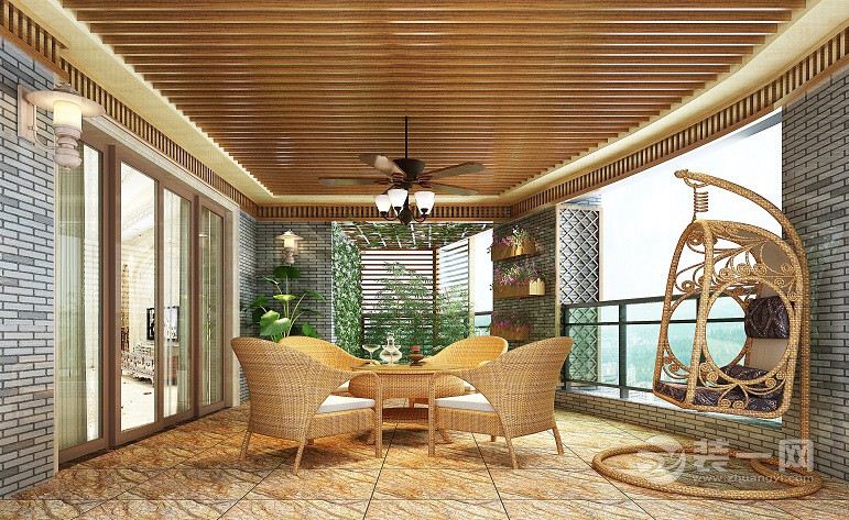 阳台,公共区域浅色大理石与客厅深色的家俬，在材质和色彩上具有很强的对比。书房铁艺屏风的处理，