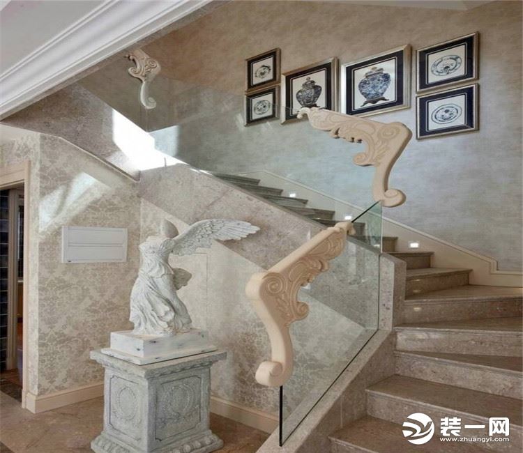 【众意装饰】汤逊湖壹号200平 +古典风格+ 别墅 楼梯效果图