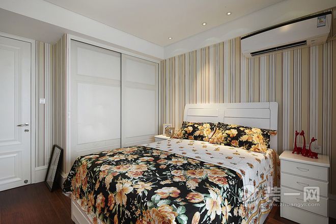重庆乐置家装饰 绿地成 128平 三居室 造价16万 美式混搭 卧室